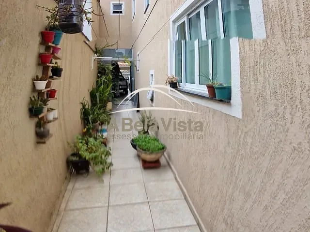 Sobrado com 169m² 4 quartos e 3 banheiros, à venda, no bairro Vila Yolanda em Osasco