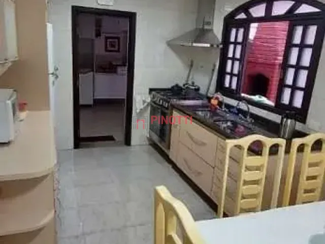 Sobrado 3 quartos e 4 banheiros, à venda, no bairro Vila Suzi em São Bernardo do Campo