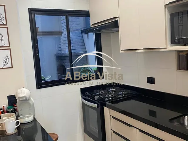 Sobrado 2 quartos e 1 banheiro, à venda, no bairro Cipava em Osasco