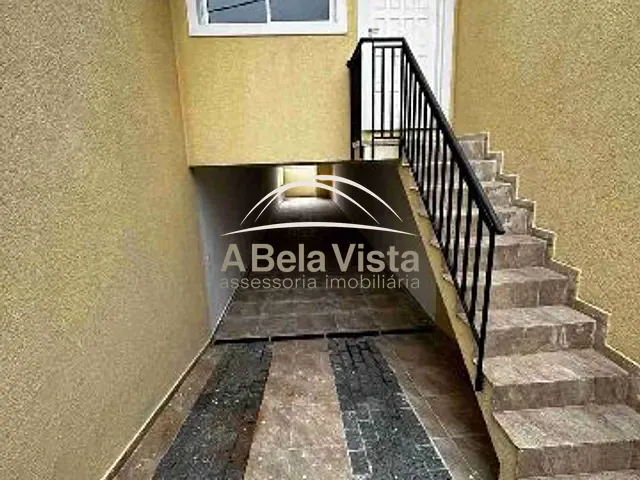 Sobrado 3 quartos e 1 banheiro, à venda, no bairro Jardim Ester Yolanda em São Paulo
