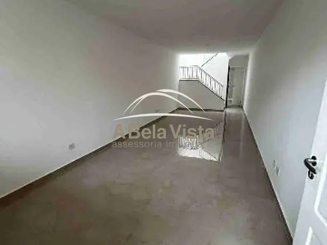 Sobrado 3 quartos e 1 banheiro, à venda, no bairro Jardim Ester Yolanda em São Paulo