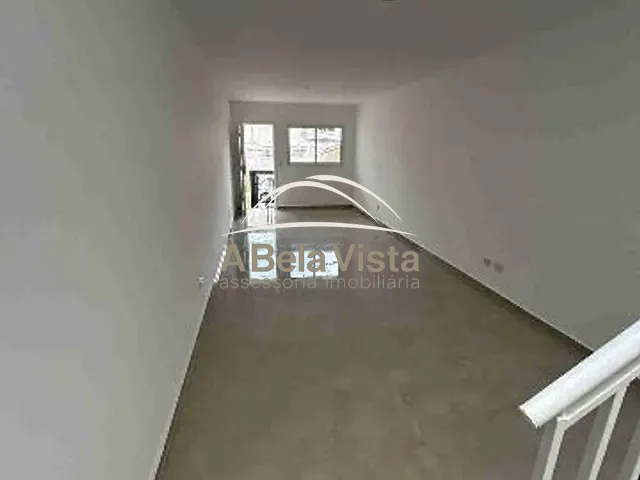 Sobrado 3 quartos e 1 banheiro, à venda, no bairro Jardim Ester Yolanda em São Paulo