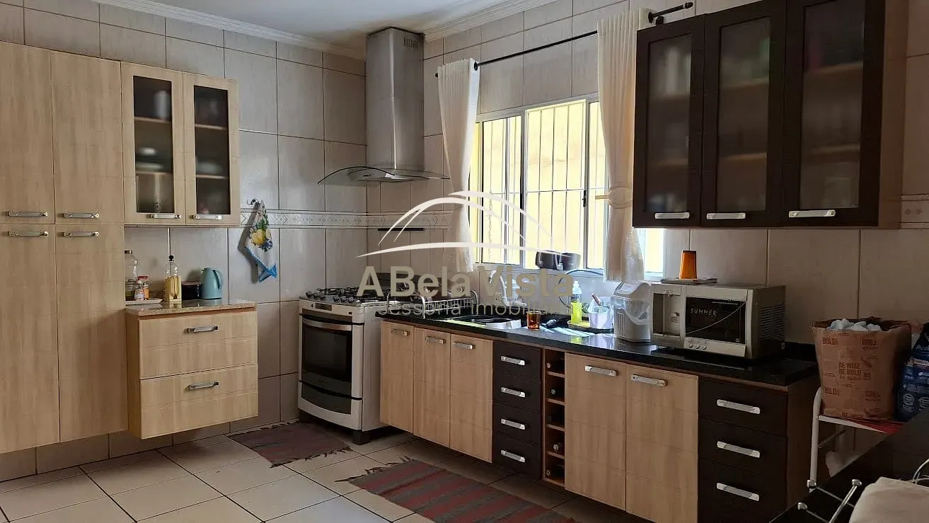 Sobrado, 3 quartos, 234 m² - Foto 2