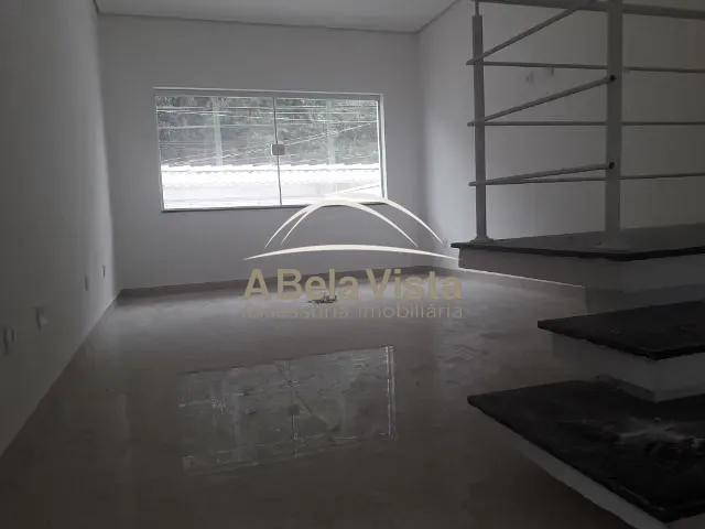 Sobrado com 170m² 3 quartos e 3 banheiros, à venda, no bairro Bela Vista em Osasco