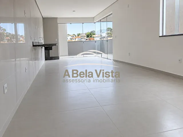 Sobrado com 170m² 3 quartos e 3 banheiros, à venda, no bairro Bela Vista em Osasco