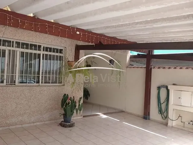 Sobrado com 191m² 5 quartos e 3 banheiros, à venda, no bairro Quitaúna em Osasco