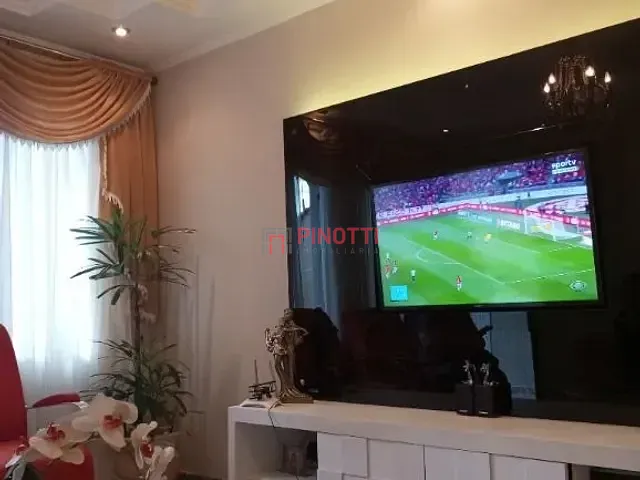 Sobrado 3 quartos e 5 banheiros, à venda, no bairro Jardim Las Vegas em Santo André