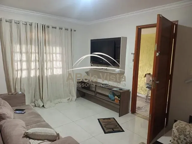 Sobrado 3 quartos e 2 banheiros, à venda, no bairro Cidade das Flores em Osasco