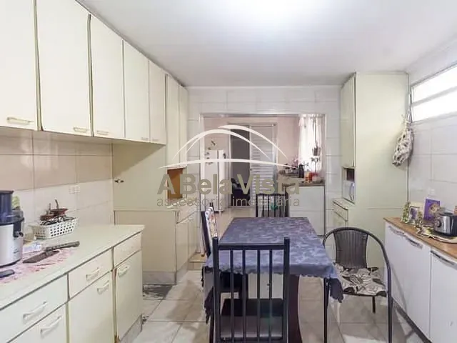 Sobrado 4 quartos e 1 banheiro, à venda, no bairro Jardim das Flores em Osasco
