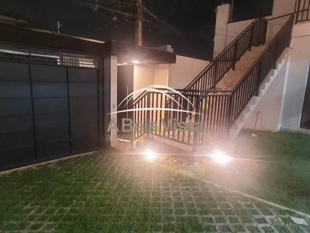 Sobrado 2 quartos e 1 banheiro, à venda, no bairro Pestana em Osasco
