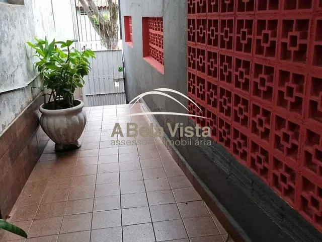 Sobrado 3 quartos e 1 banheiro, à venda, no bairro km 18 em Osasco