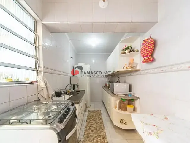 Sobrado 2 quartos e 2 banheiros, à venda, no bairro Vila Scarpelli em Santo André