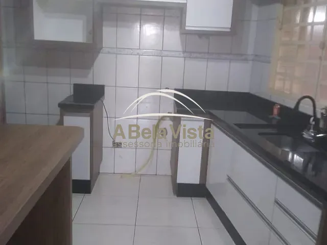 Sobrado com 125m² 3 quartos e 3 banheiros, à venda, no bairro Jardim das Palmeiras em Itapecerica da Serra
