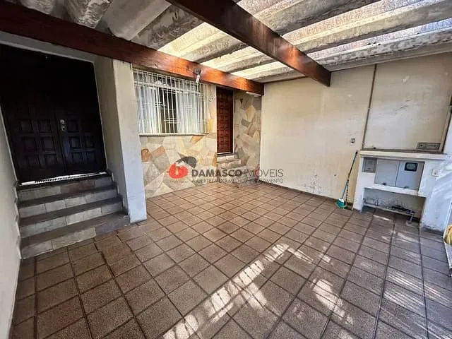 Sobrado com 130m² 3 quartos e 2 banheiros, à venda, no bairro Olímpico em São Caetano do Sul