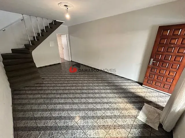 Sobrado com 130m² 3 quartos e 2 banheiros, à venda, no bairro Olímpico em São Caetano do Sul