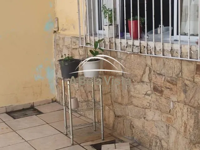 Sobrado 2 quartos e 1 banheiro, à venda, no bairro Santo Antônio em Osasco