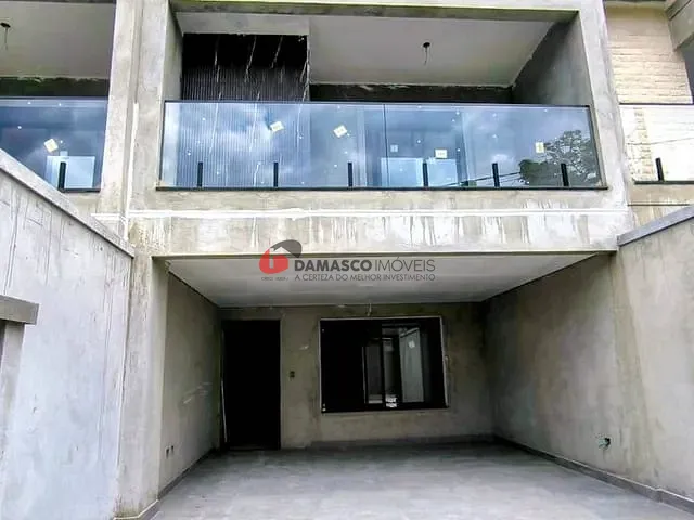Sobrado 3 quartos e 3 banheiros, à venda, no bairro Olímpico em São Caetano do Sul