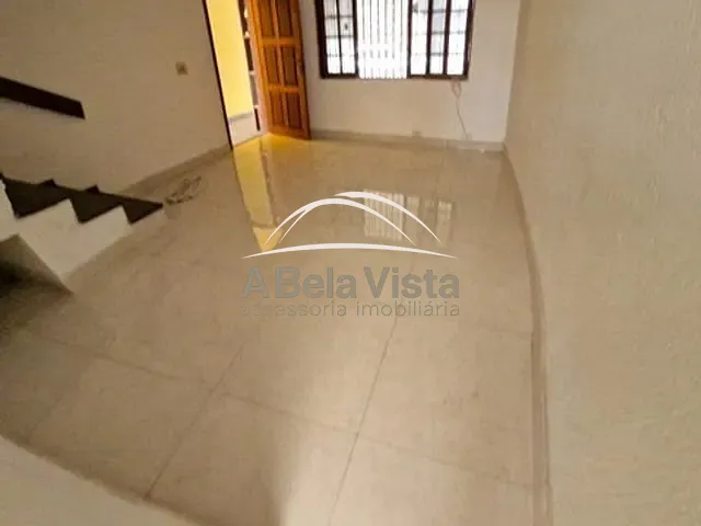 Sobrado com 200m² 3 quartos e 1 banheiro, à venda, no bairro Novo Osasco em Osasco