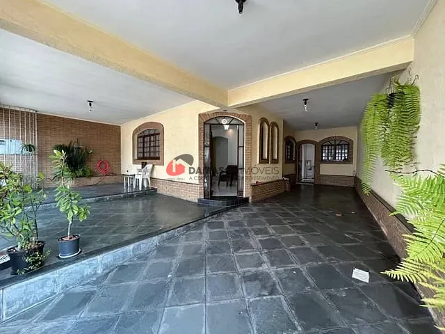 Sobrado com 276m² 3 quartos e 3 banheiros, à venda, no bairro Cerâmica em São Caetano do Sul