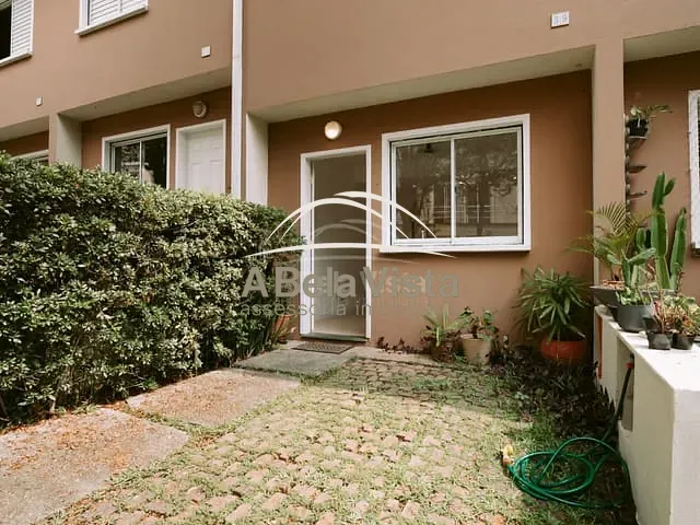 Sobrado 2 quartos e 1 banheiro, à venda, no bairro Vila São Silvestre em São Paulo