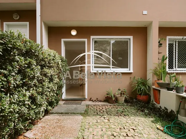 Sobrado 2 quartos e 1 banheiro, à venda, no bairro Vila São Silvestre em São Paulo