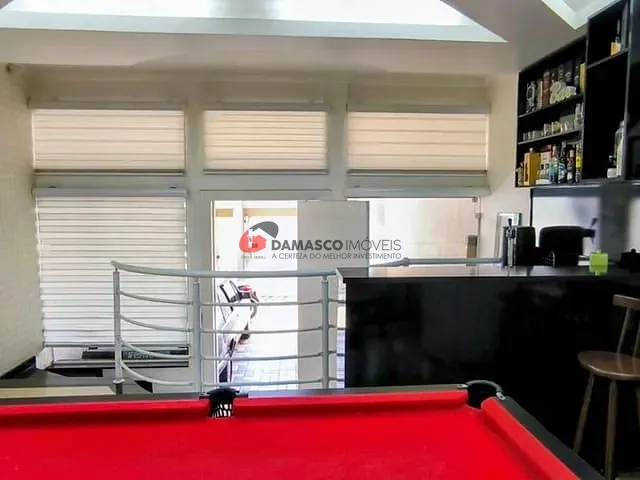 Sobrado com 347m² 3 quartos e 6 banheiros, à venda, no bairro Campestre em Santo André