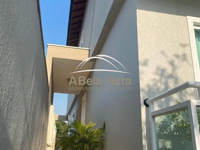 Sobrado com 240m² 3 quartos e 4 banheiros, à venda, no bairro Bela Vista em Osasco