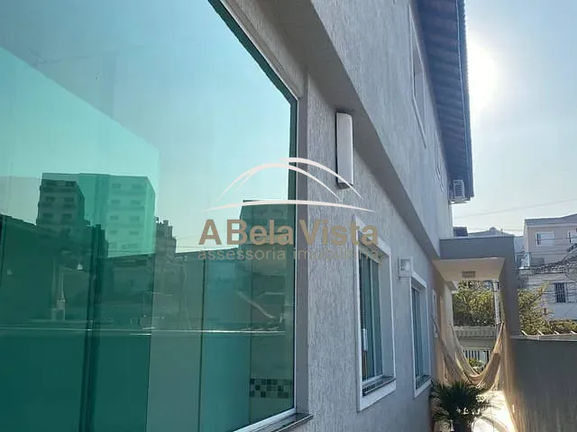 Sobrado com 240m² 3 quartos e 4 banheiros, à venda, no bairro Bela Vista em Osasco