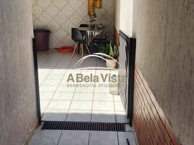 Sobrado com 125m² 4 quartos e 1 banheiro, à venda, no bairro Cipava em Osasco