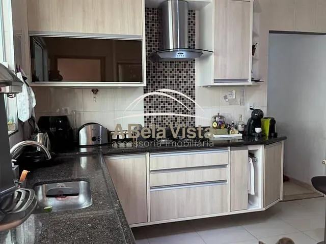 Sobrado com 192m² 3 quartos e 1 banheiro, à venda, no bairro Jardim das Flores em Osasco