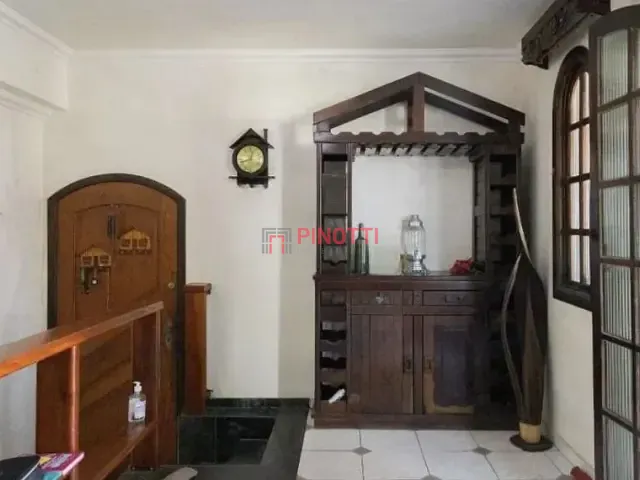 Sobrado 3 quartos e 3 banheiros, à venda, no bairro Conjunto Habitacional São Fernando em São Bernardo do Campo