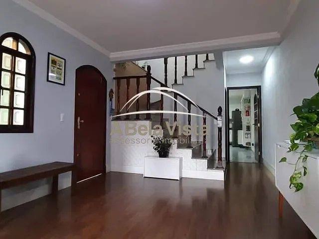 Sobrado com 130m² 3 quartos e 1 banheiro, à venda, no bairro Bela Vista em Osasco