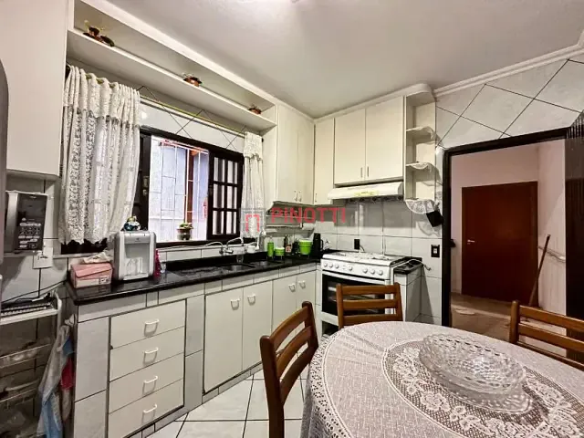Sobrado 3 quartos e 2 banheiros, à venda, no bairro Cidade Miramar em São Bernardo do Campo