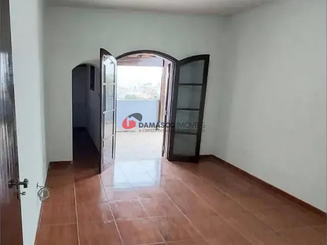 Sobrado com 258m² 3 quartos e 4 banheiros, à venda, no bairro Vila Aquilino em Santo André