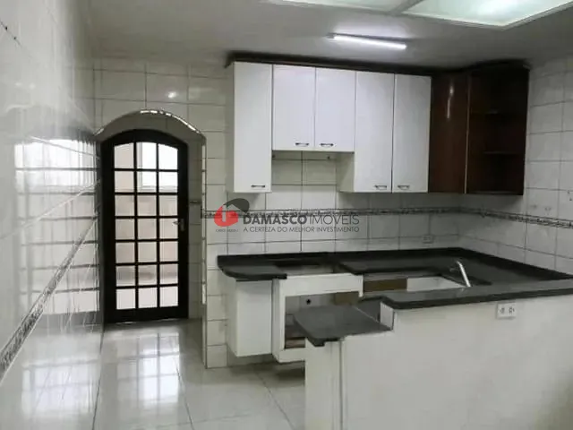 Sobrado com 258m² 3 quartos e 4 banheiros, à venda, no bairro Vila Aquilino em Santo André