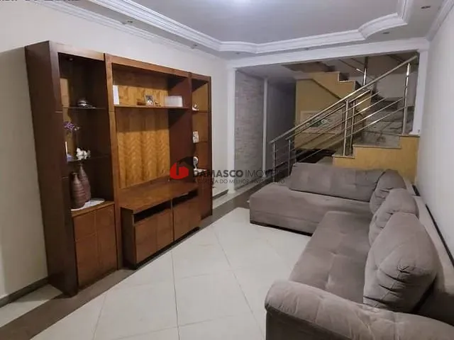 Sobrado 3 quartos e 4 banheiros, à venda, no bairro Vila Prudente em São Paulo