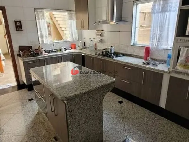 Sobrado 3 quartos e 4 banheiros, à venda, no bairro Vila Prudente em São Paulo