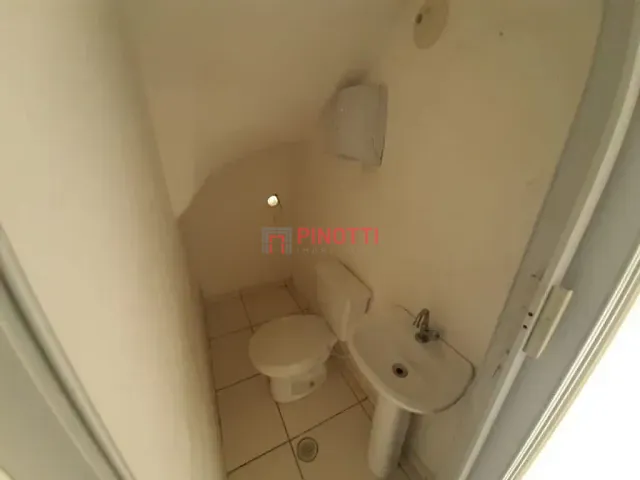 Sobrado 2 quartos e 2 banheiros, à venda, no bairro Vila Caminho do Mar em São Bernardo do Campo