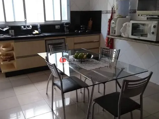 Sobrado 3 quartos e 2 banheiros, à venda ou para alugar, no bairro Parque Novo Oratório em Santo André