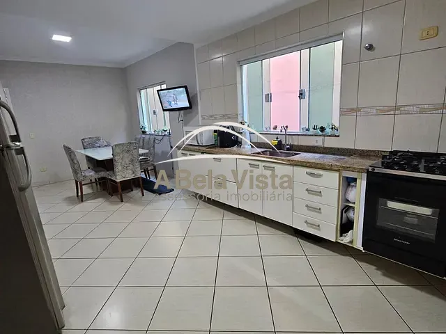 Sobrado 3 quartos e 1 banheiro, à venda, no bairro Bela Vista em Osasco