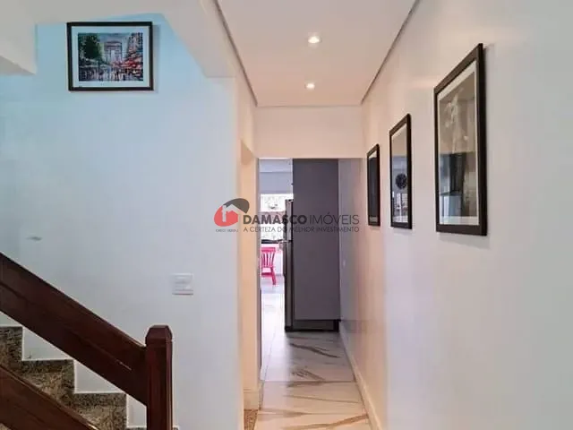 Sobrado 3 quartos e 2 banheiros, à venda, no bairro Parque Oratório em Santo André