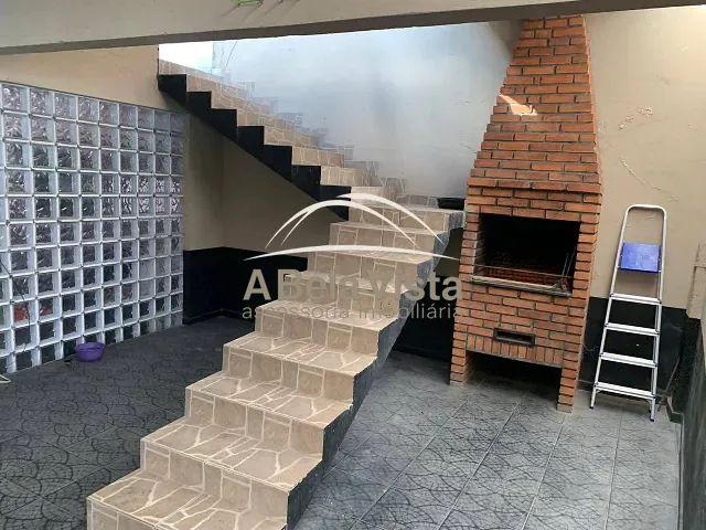 Sobrado com 400m² 6 quartos e 3 banheiros, à venda, no bairro Conceição em Osasco