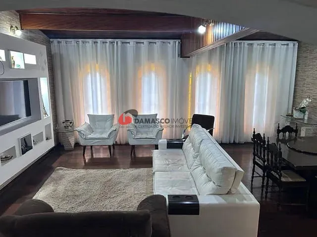 Sobrado 3 quartos e 4 banheiros, à venda, no bairro Vila Humaita em Santo André