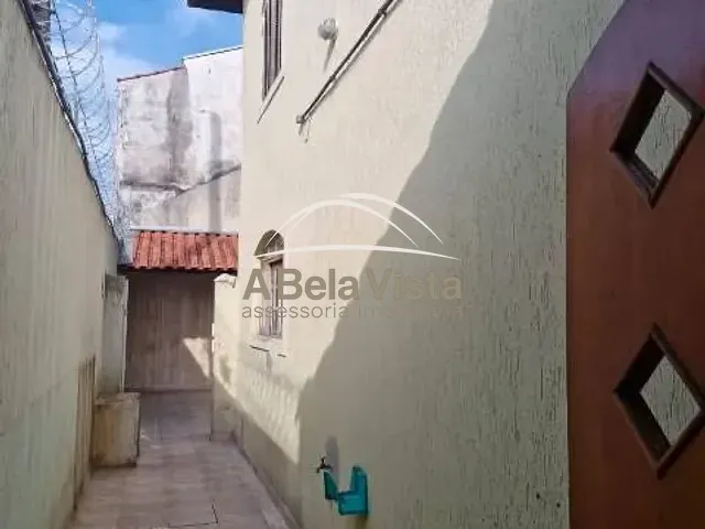 Sobrado 3 quartos e 2 banheiros, à venda, no bairro Metalúrgicos em Osasco