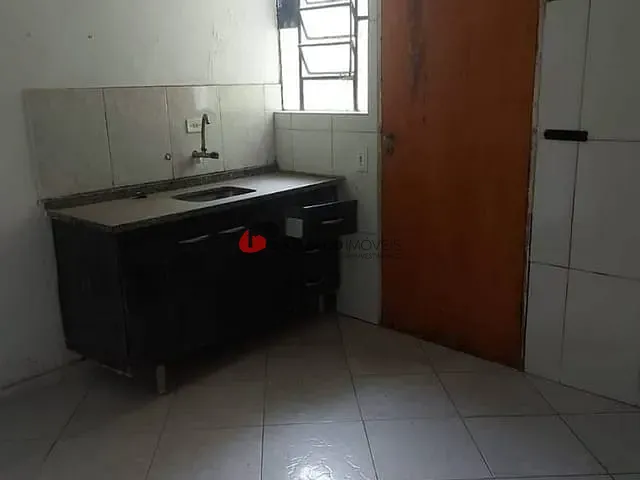 Sobrado 5 quartos e 5 banheiros, à venda, no bairro Jardim em Itrapoan