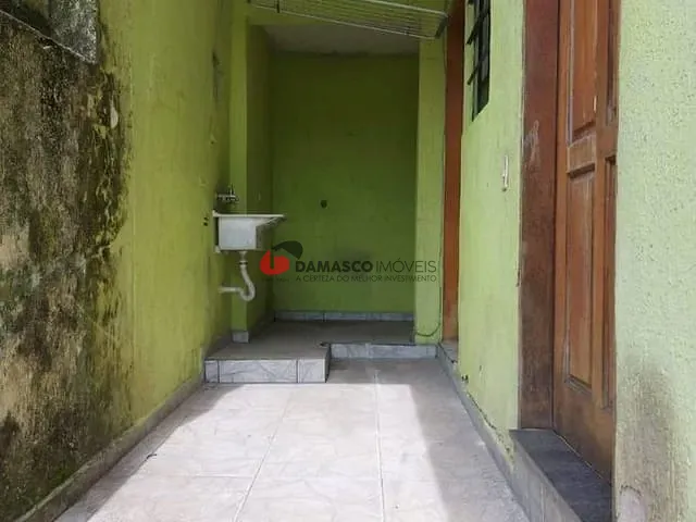 Sobrado 5 quartos e 5 banheiros, à venda, no bairro Jardim em Itrapoan