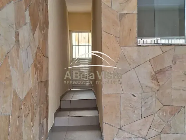 Sobrado com 218m² 3 quartos e 3 banheiros, à venda, no bairro Umuarama em Osasco