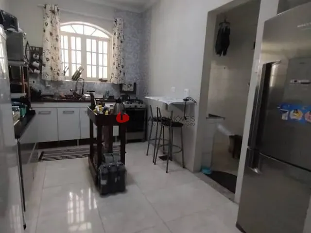 Sobrado 3 quartos e 2 banheiros, à venda, no bairro Conjunto Habitacional Trevo em São Bernardo do Campo