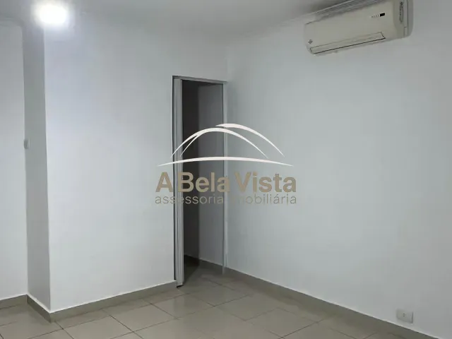 Sobrado com 184m² 3 quartos e 2 banheiros, à venda, no bairro Bela Vista em Osasco