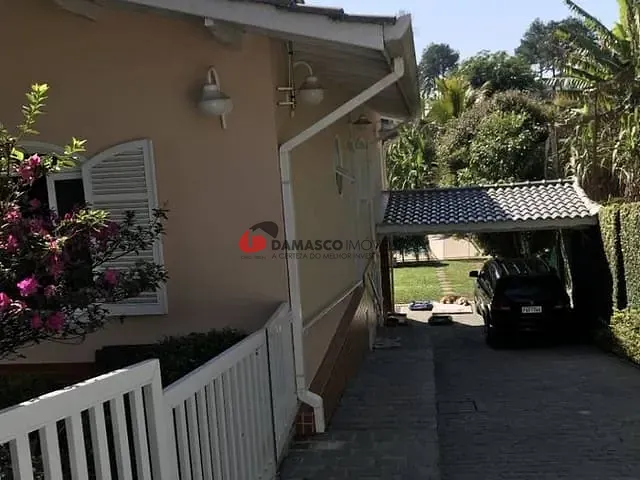 Sobrado 4 quartos e 2 banheiros, à venda, no bairro Vila do Rio Grande em São Bernardo do Campo